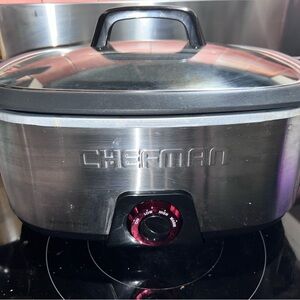 Crock pot in like new condition